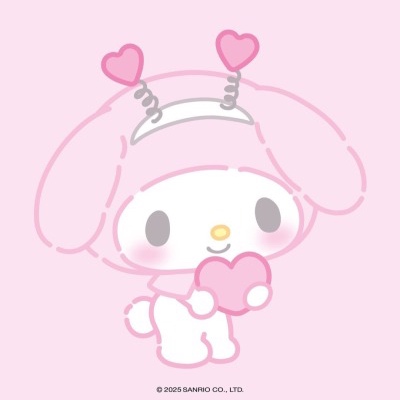 My Melody smiling and holding a pink cartoon heart